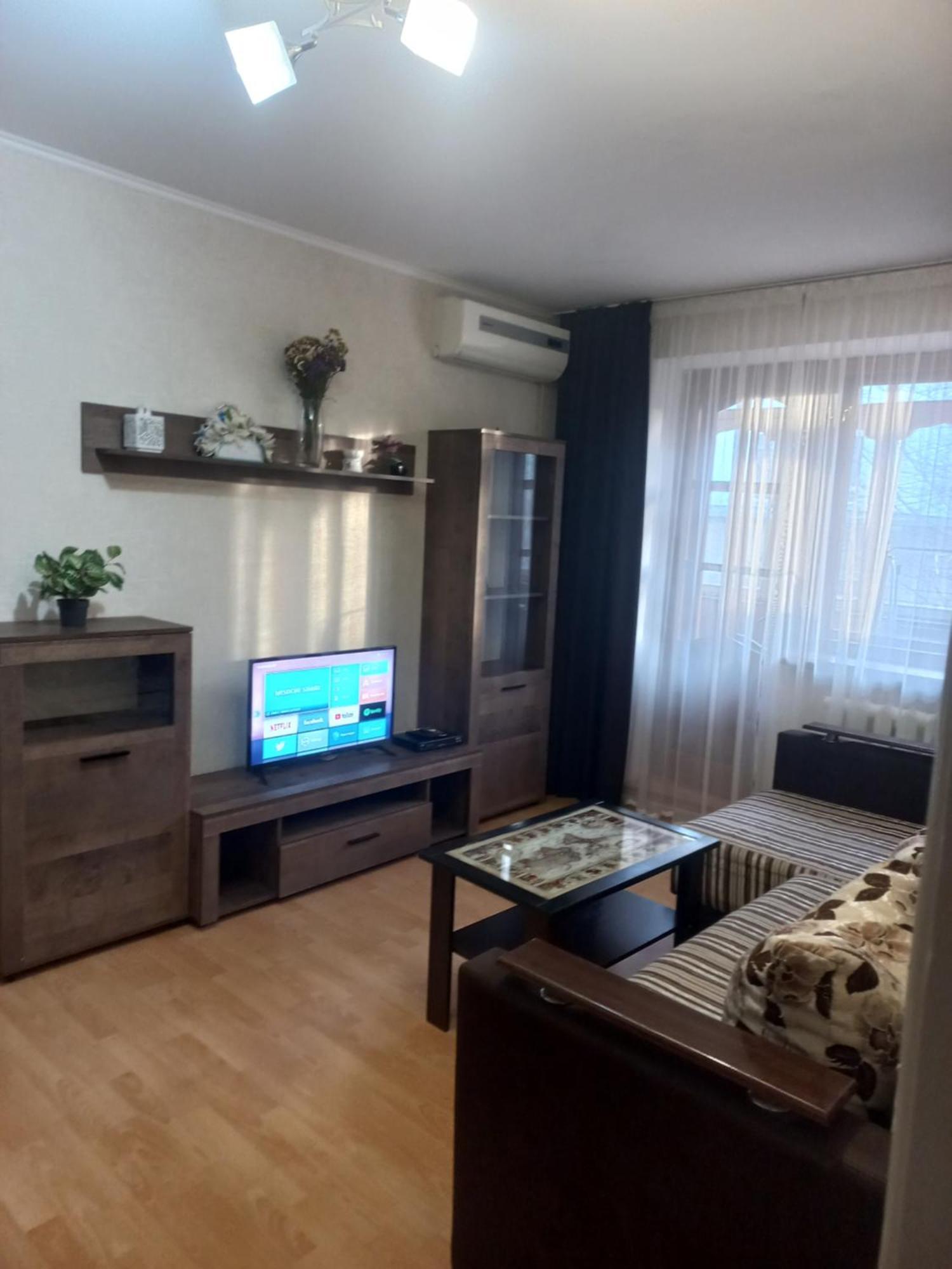 4 Площа Гагаріна Apartment Vinnytsia Bagian luar foto