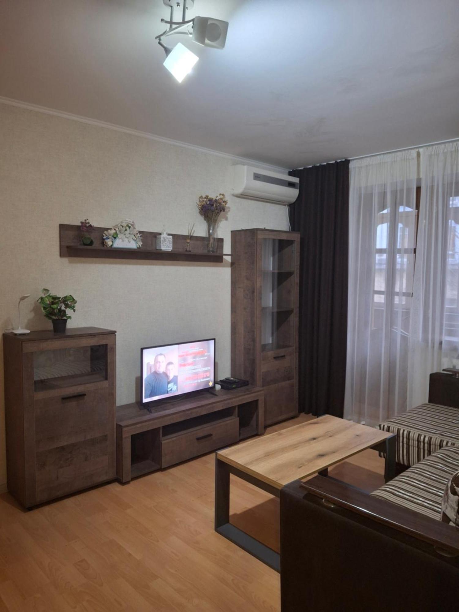 4 Площа Гагаріна Apartment Vinnytsia Bagian luar foto