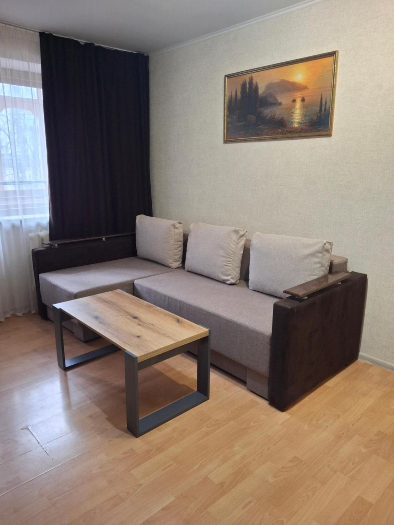 4 Площа Гагаріна Apartment Vinnytsia Bagian luar foto