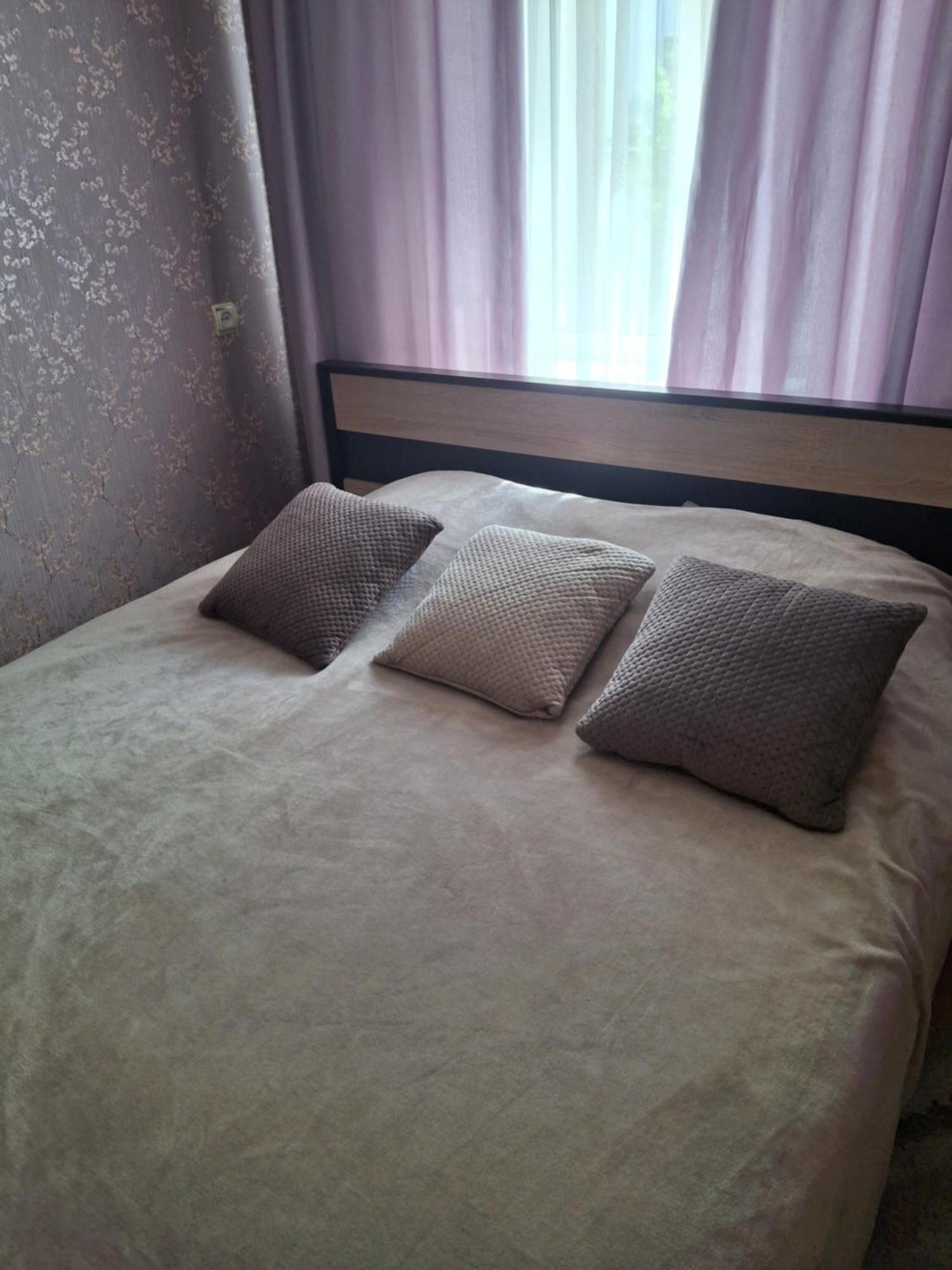 4 Площа Гагаріна Apartment Vinnytsia Bagian luar foto